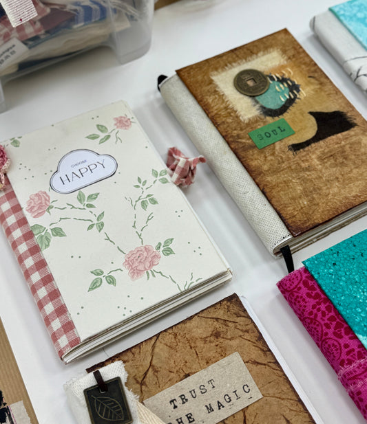 Anteckningsbok Choose HAPPY