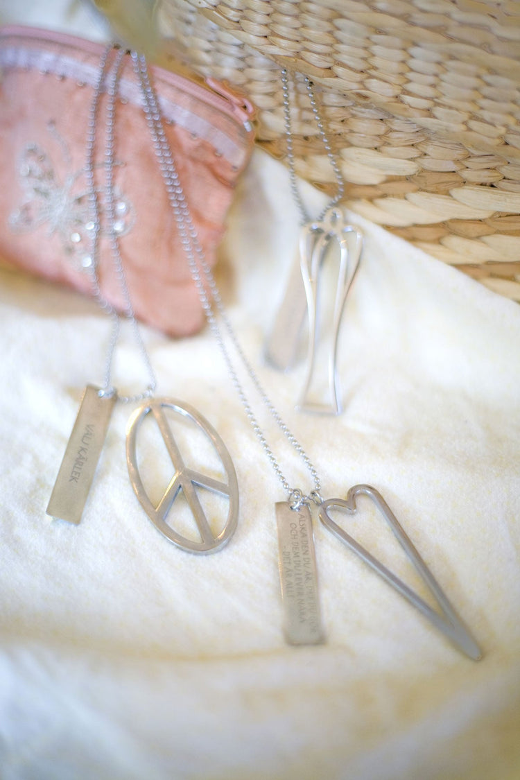 Smycken med budskap & hjärta