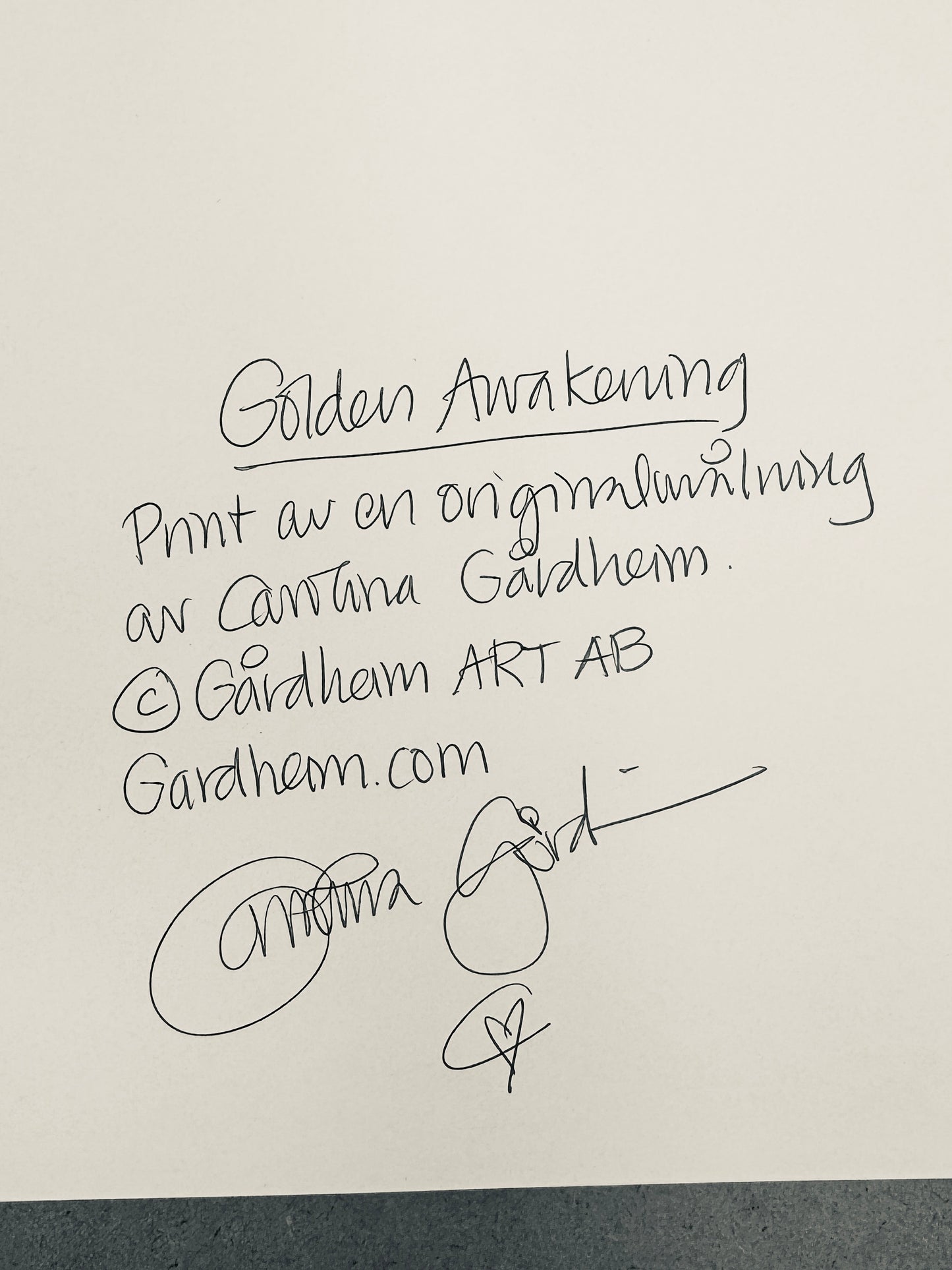 Golden Awakening – färdiginramat konsttryck