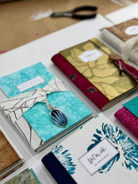 Anteckningsbok Don’t let the hard days win – trust the magic